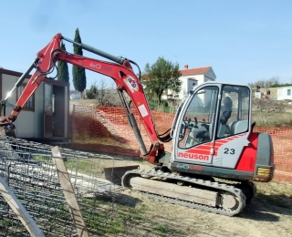 Neuson 6002