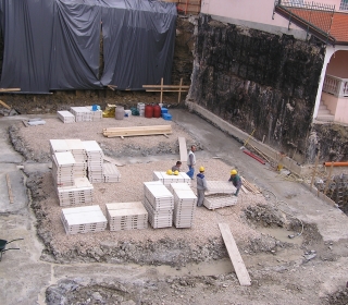podložni beton temeljev je izdelan